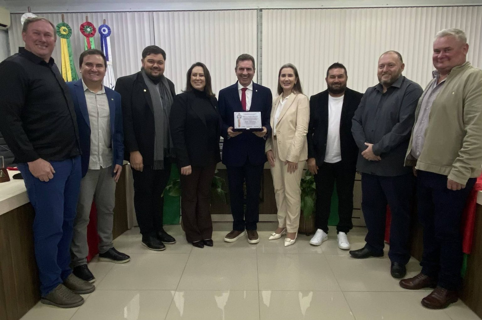SESSÃO SOLENE DE ENTREGA DO TÍTULO DE CIDADÃO HONORÁRIO DE MAJOR VIEIRA, AO DEPUTADO FEDERAL VALDIR COBALCHINI